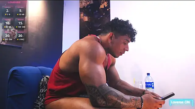 bradley_smith live sex cam