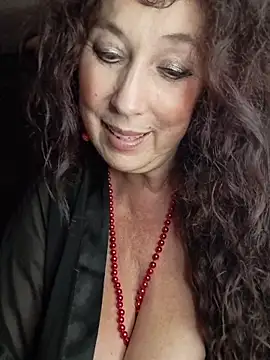 GypsyEsmeralda live sex cam