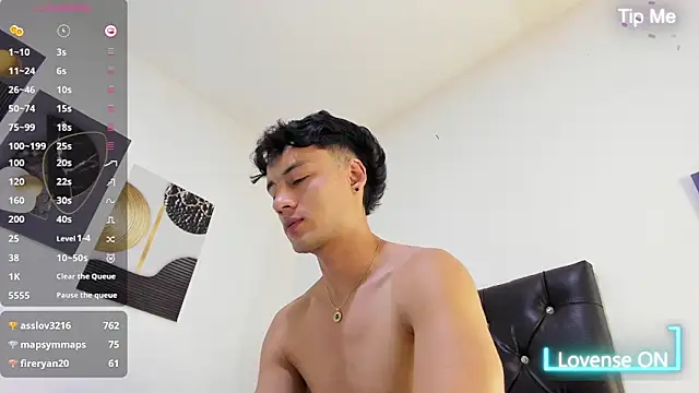 Sebastian-Dash live sex cam