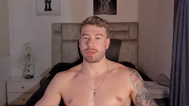 paul_rogerr live sex cam
