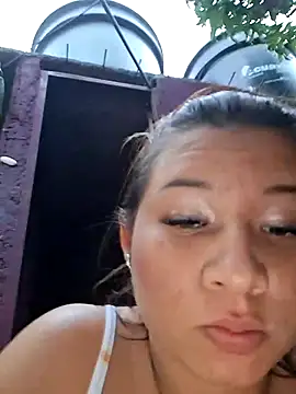 hot-mom22 live sex cam