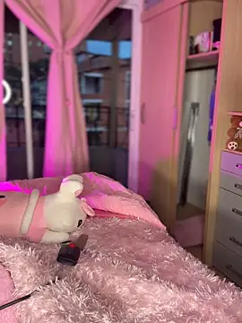 Emiily_Moore1's cam snapshot