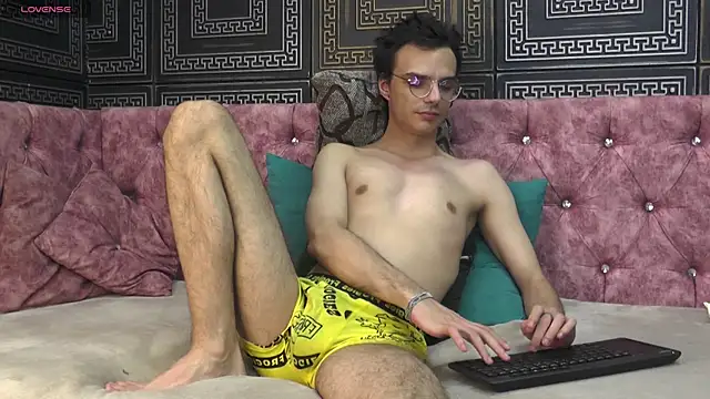 AidenStorm's cam snapshot