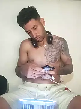 Alexsexygamer's cam snapshot