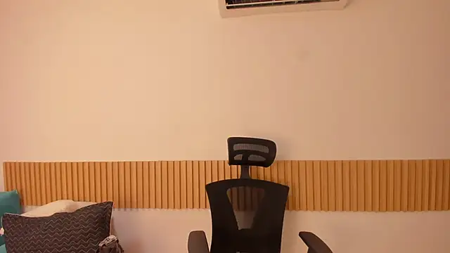 OliviaSweett's cam snapshot