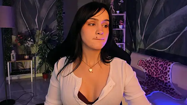 MonicaFarmer's cam snapshot