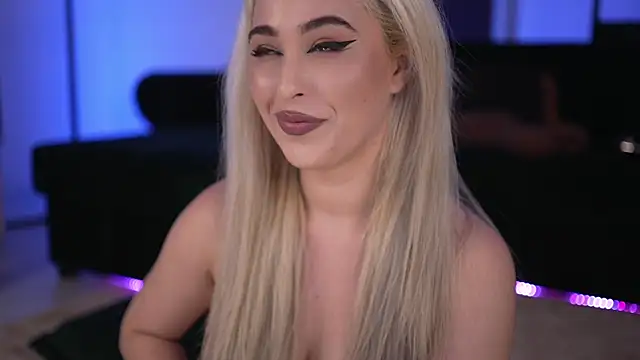 bia_kristal's cam snapshot