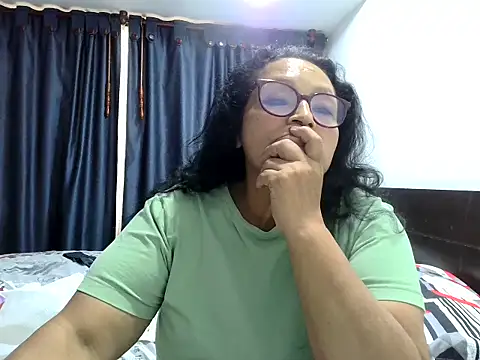 _Cristal's cam snapshot