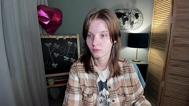 Madelaineses's cam snapshot