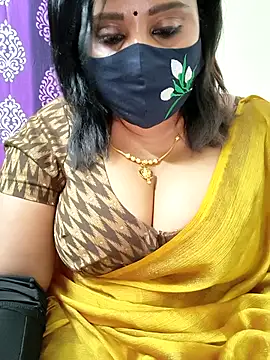 Queenflowerr's cam snapshot