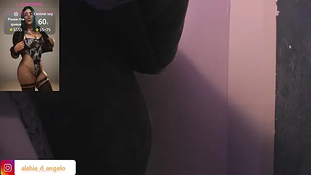 Alahia_Dangelo's cam snapshot