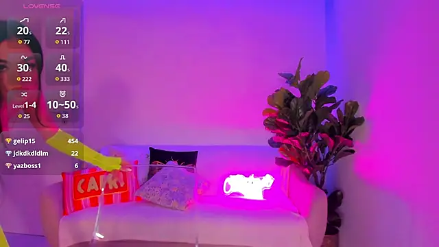 TiaBelle's cam snapshot