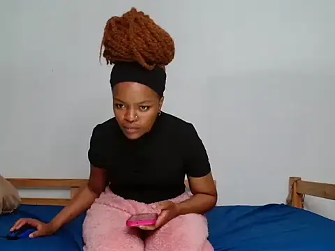 KinkyP6966's cam snapshot