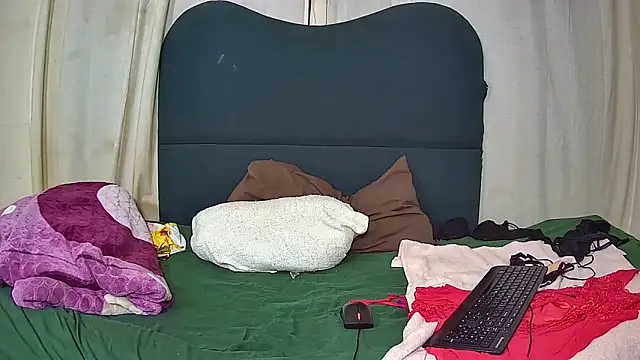 Squirt_bitchxxx's cam snapshot