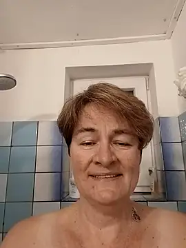 Milf-Love-fist99's cam snapshot