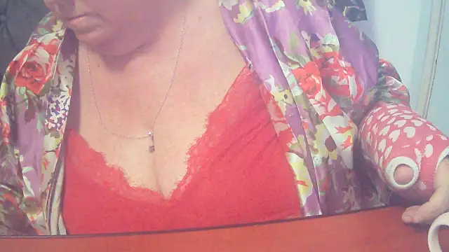 Playful_MILF_Demi's cam snapshot