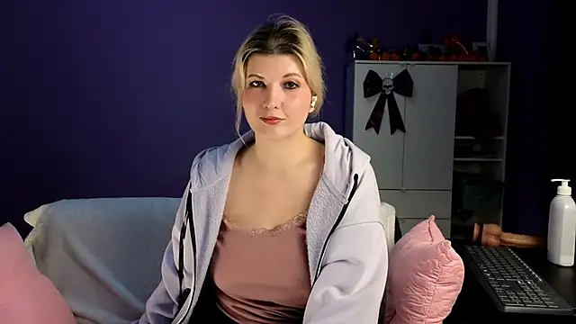 olisunny5's cam snapshot