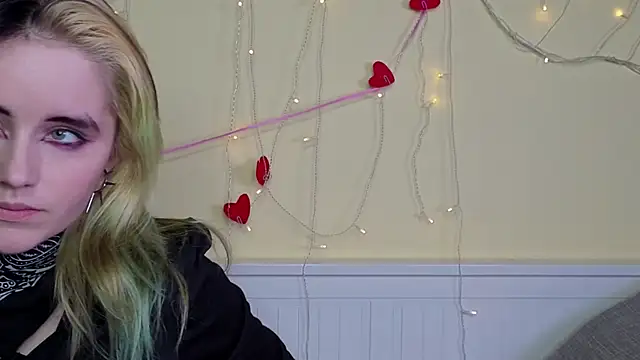 PortiaHedge's cam snapshot