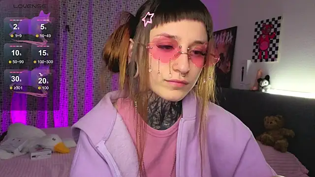 LilithPoison's cam snapshot