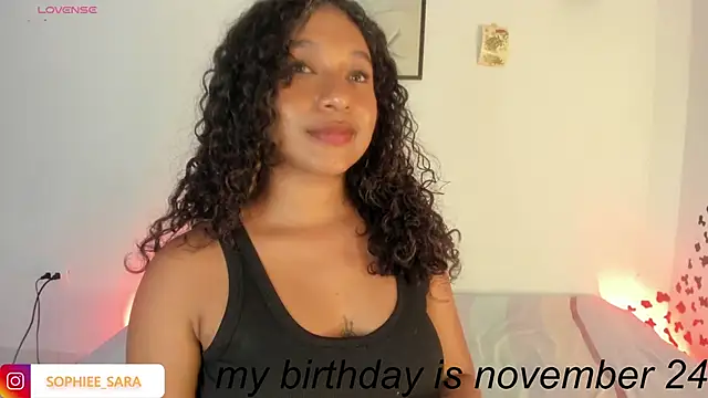 sara_sophieee's cam snapshot