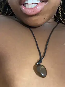 Naughty_JessieX's cam snapshot