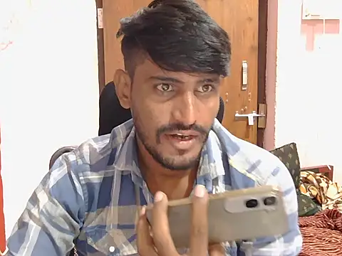 HotXKrish's cam snapshot