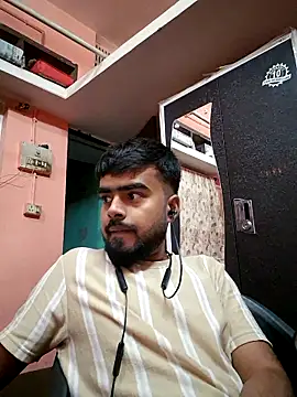 soniriyaa010101's cam snapshot