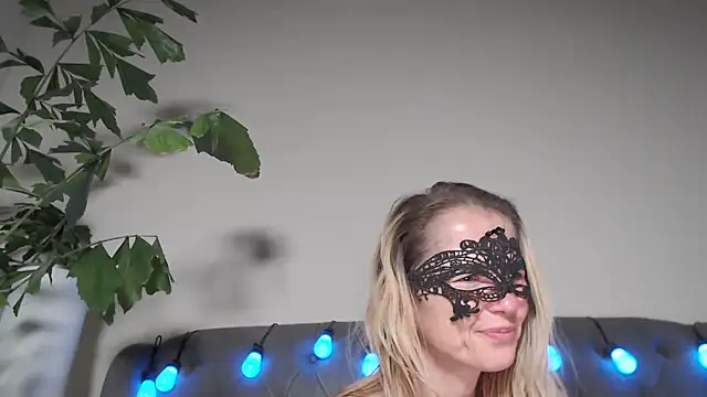 ShaiyaShy's cam snapshot