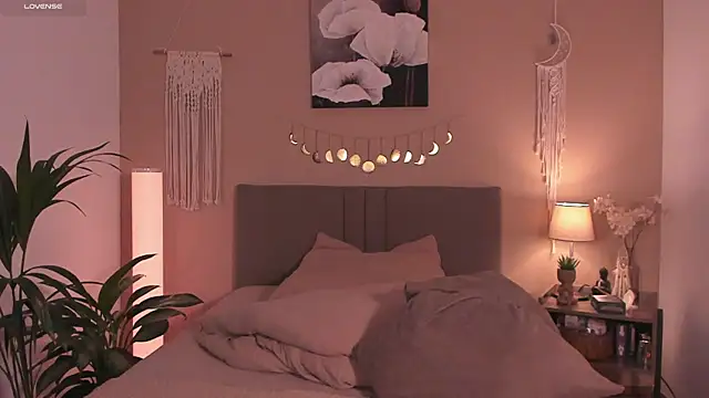 dearmoa's cam snapshot