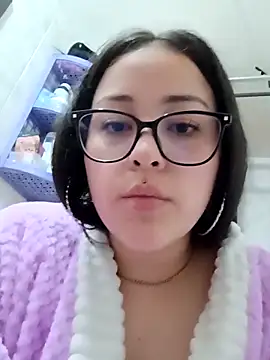 Bella-Gema's cam snapshot