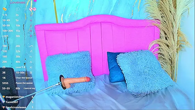 sarahrousse_'s cam snapshot