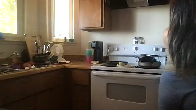 tinnnyym's cam snapshot