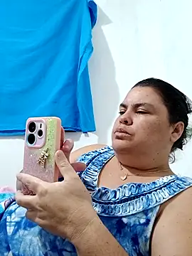 yaneth_'s cam snapshot