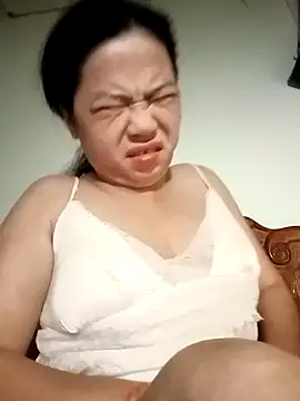 Sexy-asslove90's cam snapshot