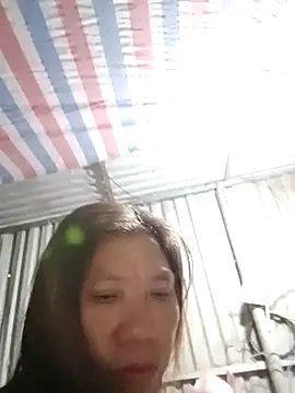 bella-la's cam snapshot