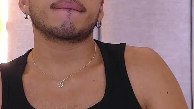 AlexanderJordan's cam snapshot