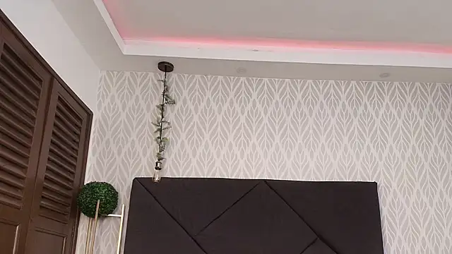 flavia_cruz's cam snapshot