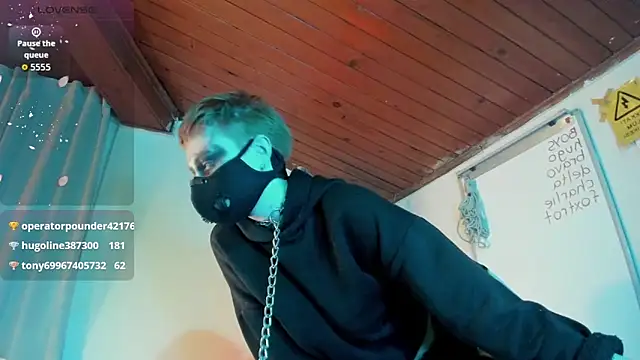 cos_operator's cam snapshot