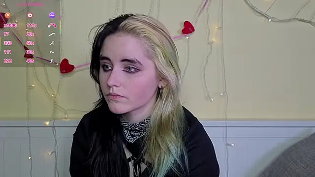 PortiaHedge's cam snapshot