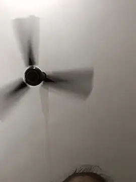 LAVERNIYA_'s cam snapshot