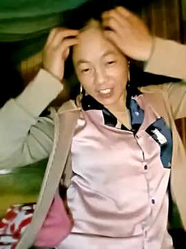 Sara_pusyy's cam snapshot