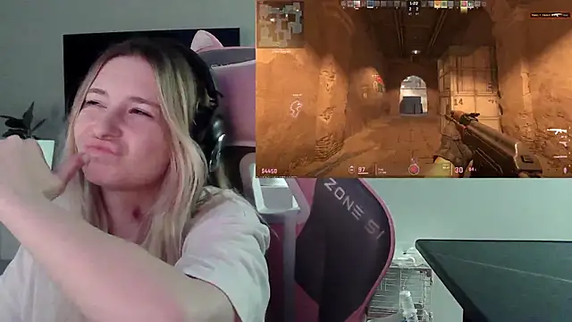 VladaLevine's cam snapshot