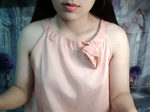 Lyna_207 live sex cam