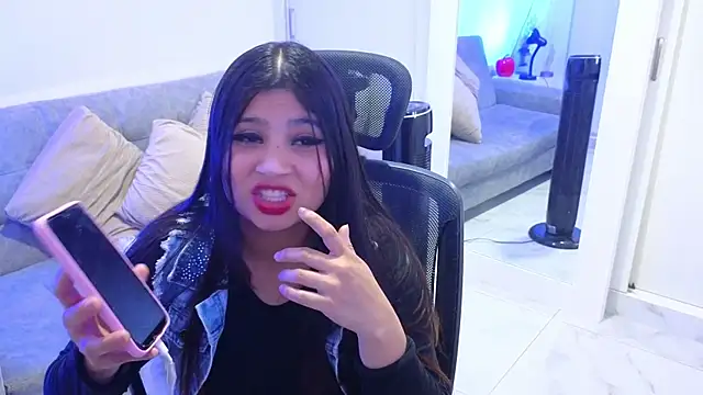 annylouis's cam snapshot