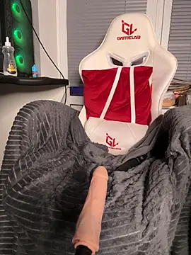 Miss_chiks live sex cam