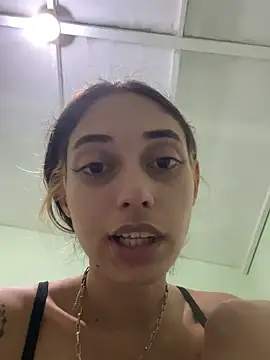 loirinhaaa's cam snapshot