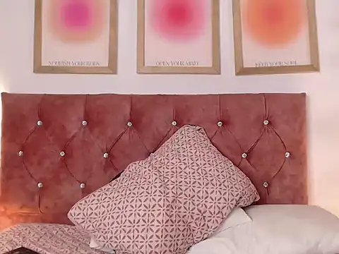 Madisonkay's cam snapshot