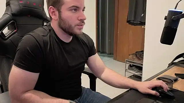 Paul00474's cam snapshot