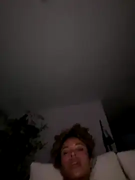 Brunettexio's cam snapshot