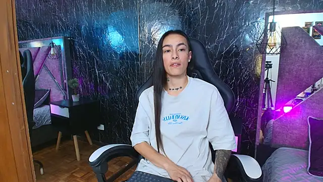 LaurenHazel's cam snapshot